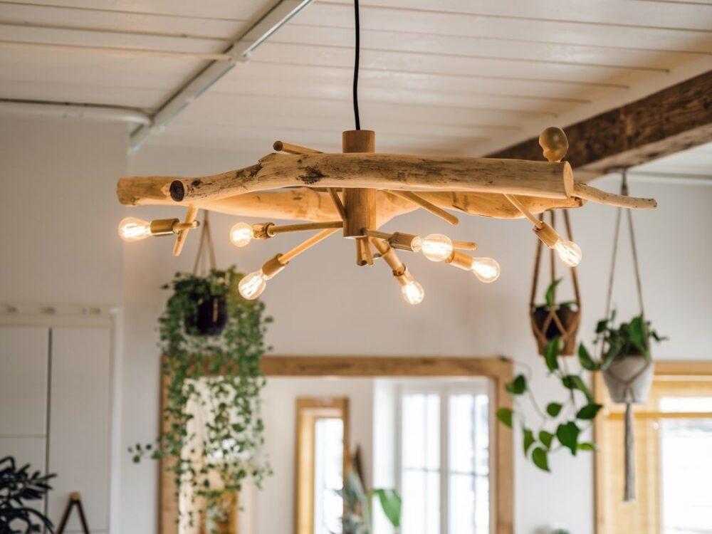 DIY żyrandol drewniany