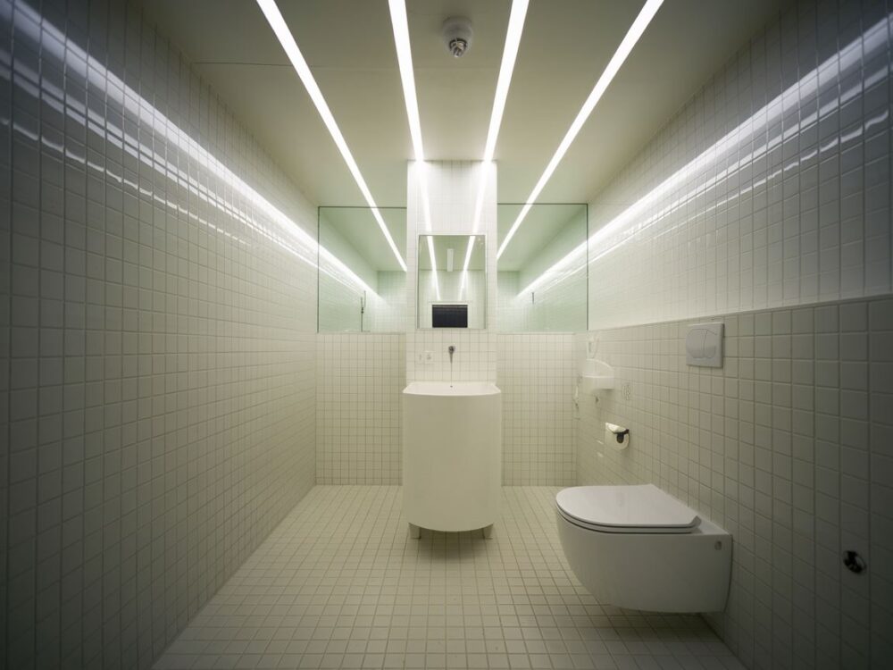 lumeny w łazience