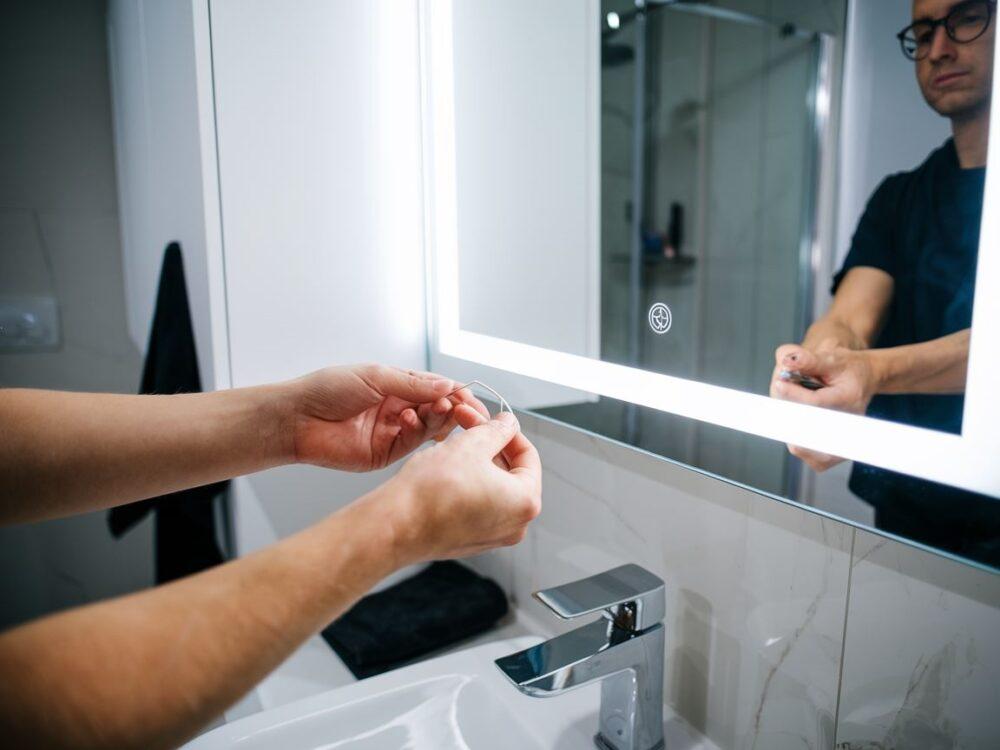 lustro z podświetleniem LED