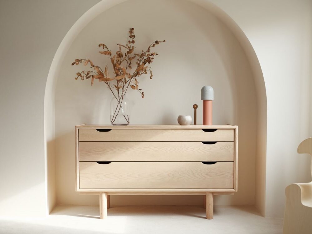 nowoczesna komoda drewniana