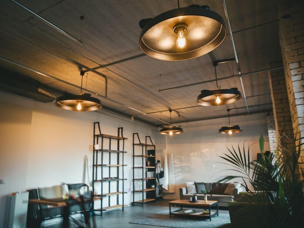 oświetlenie sufitowe loft